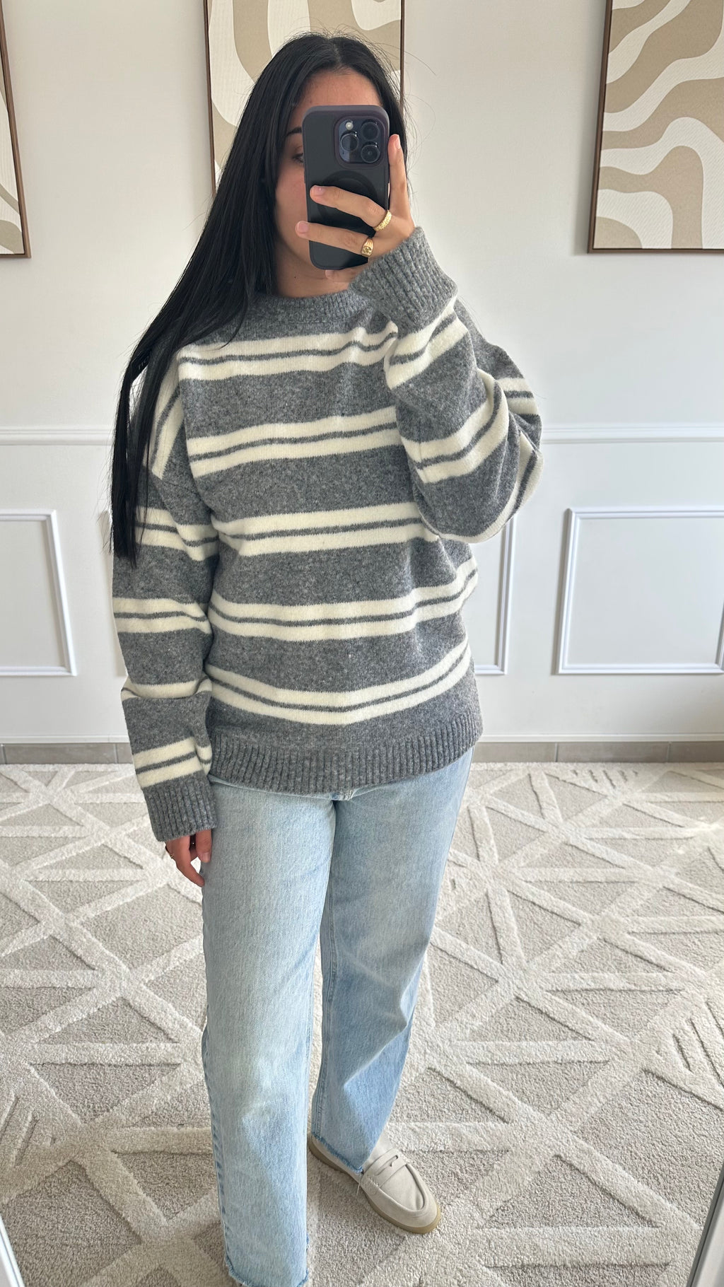 Pull rayé gris et blanc