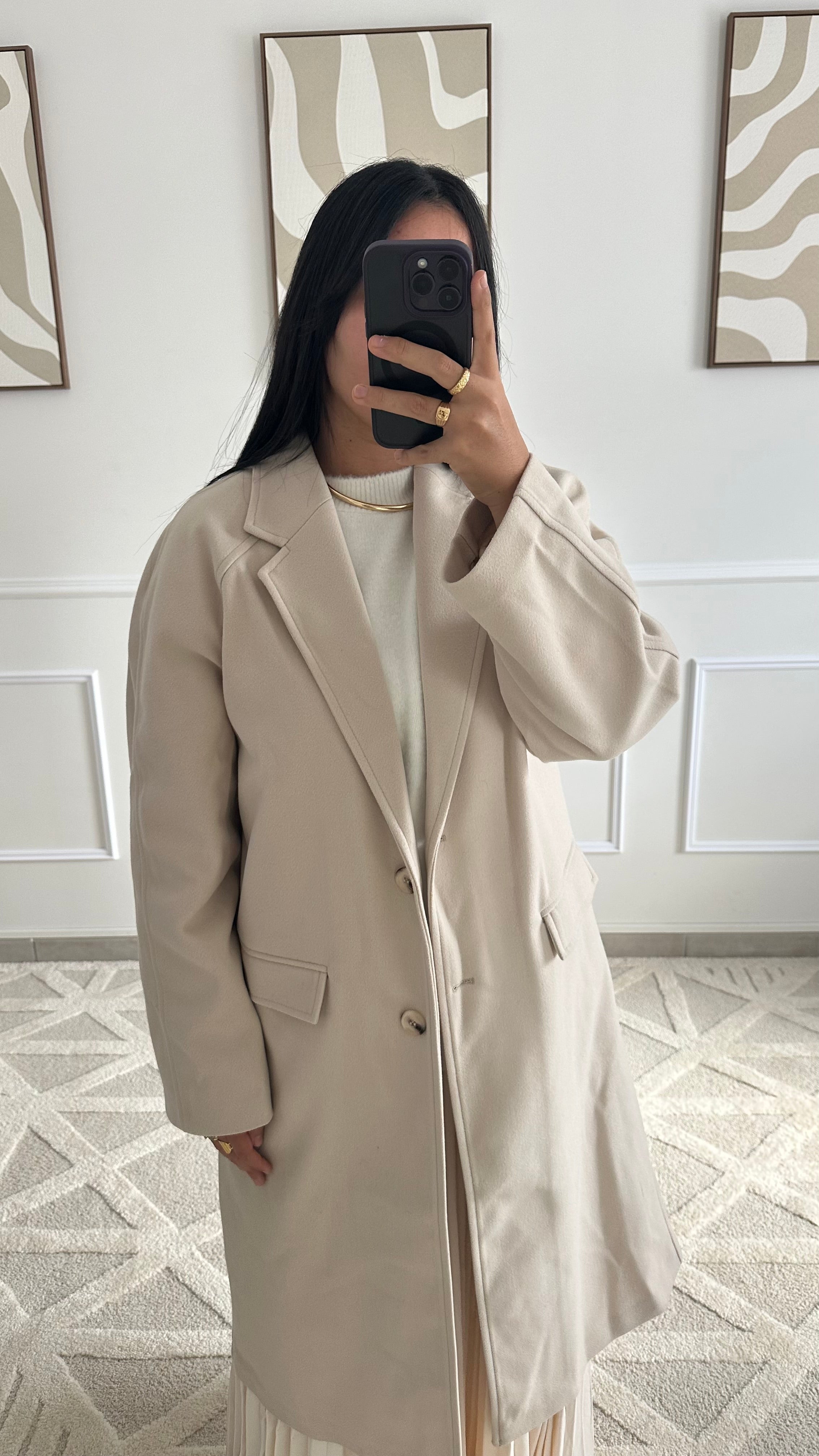 Manteau long à boutons beiges