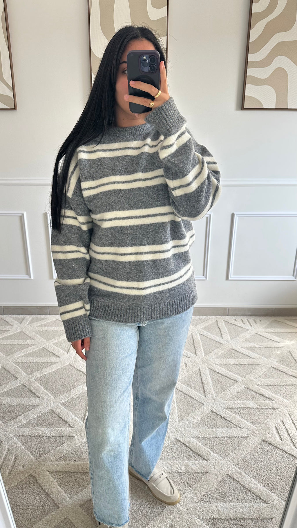 Pull rayé gris et blanc