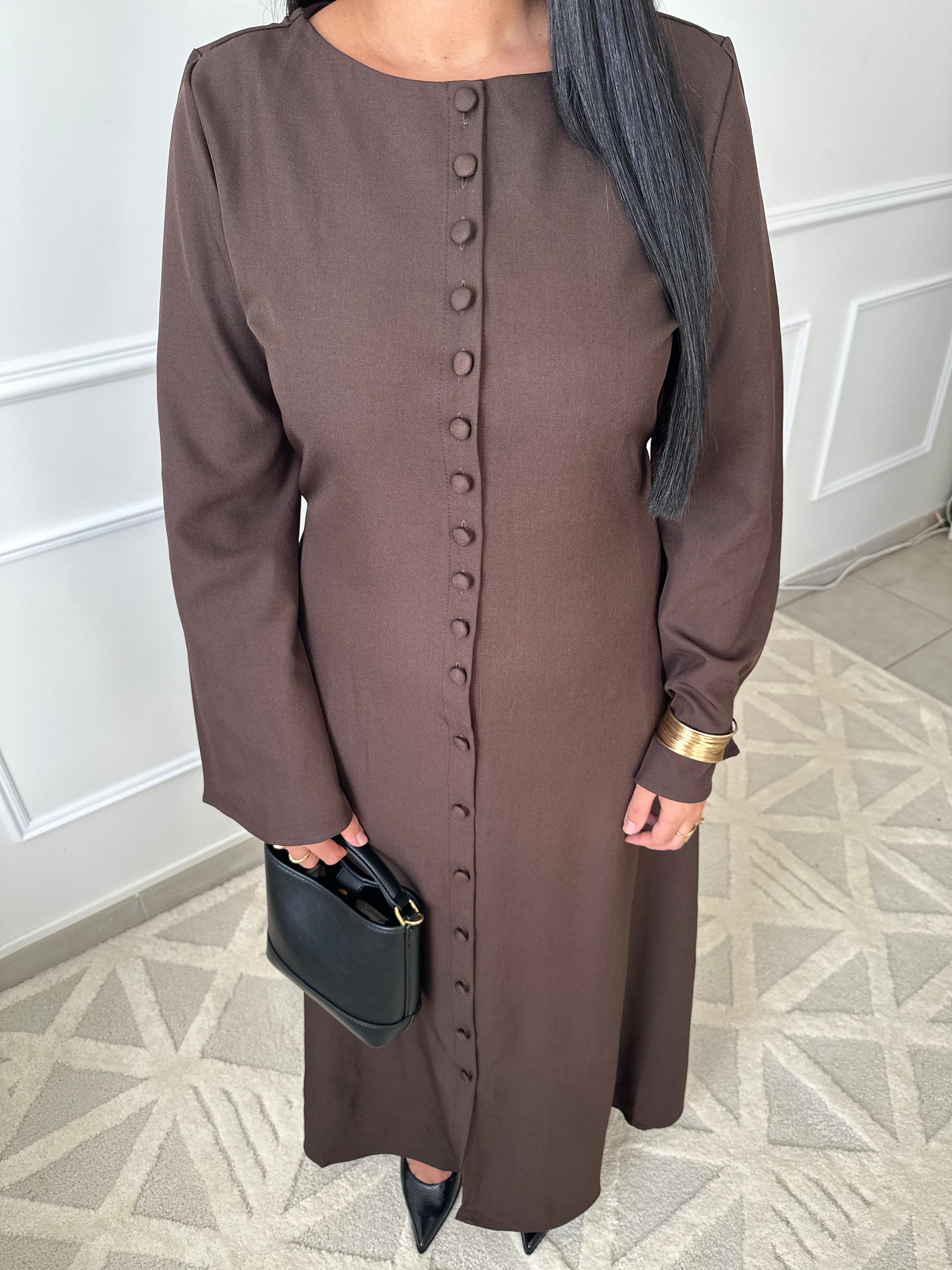 Robe longue à boutons marron